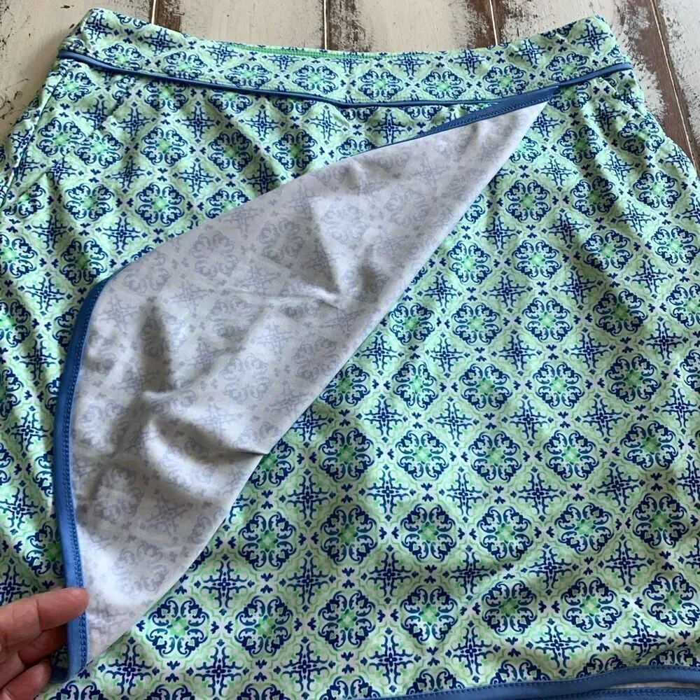 Greg Norman Women's Barcelona Porcelain Wrap Pull On Golf Skort size small